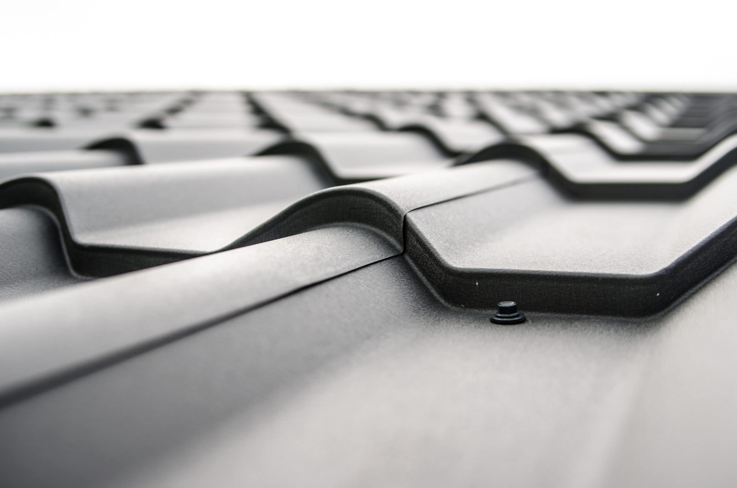 Solar Roofing Company Unveils Nailable Solar Shingles Feature Image